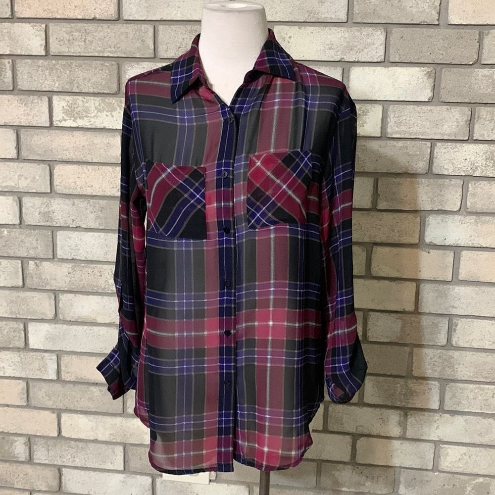 3for$20 button front blouse xs